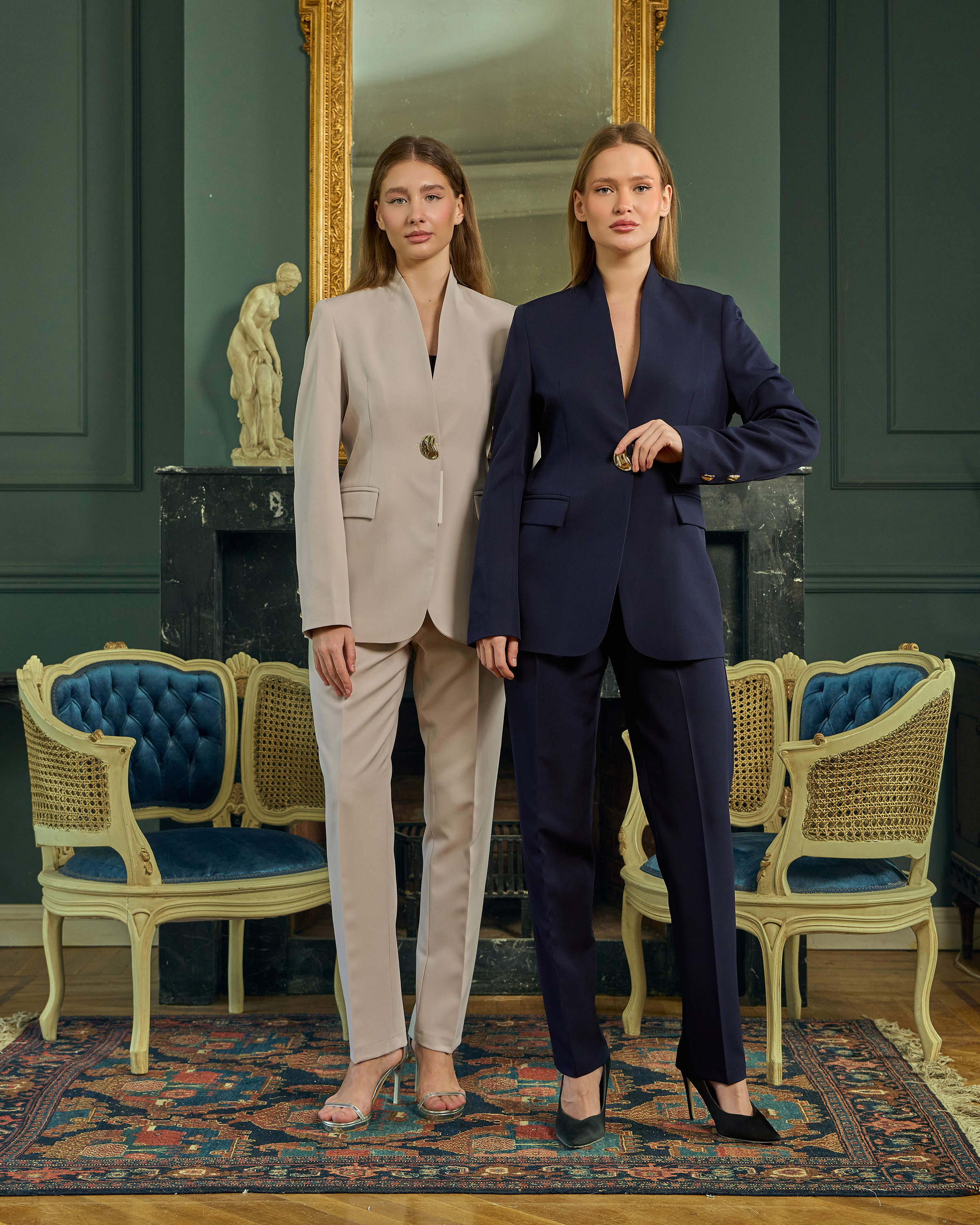 Sleek Mandarin-Style Collar Tailored Suit Set — 8